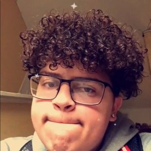 Meet your Posher, Darian